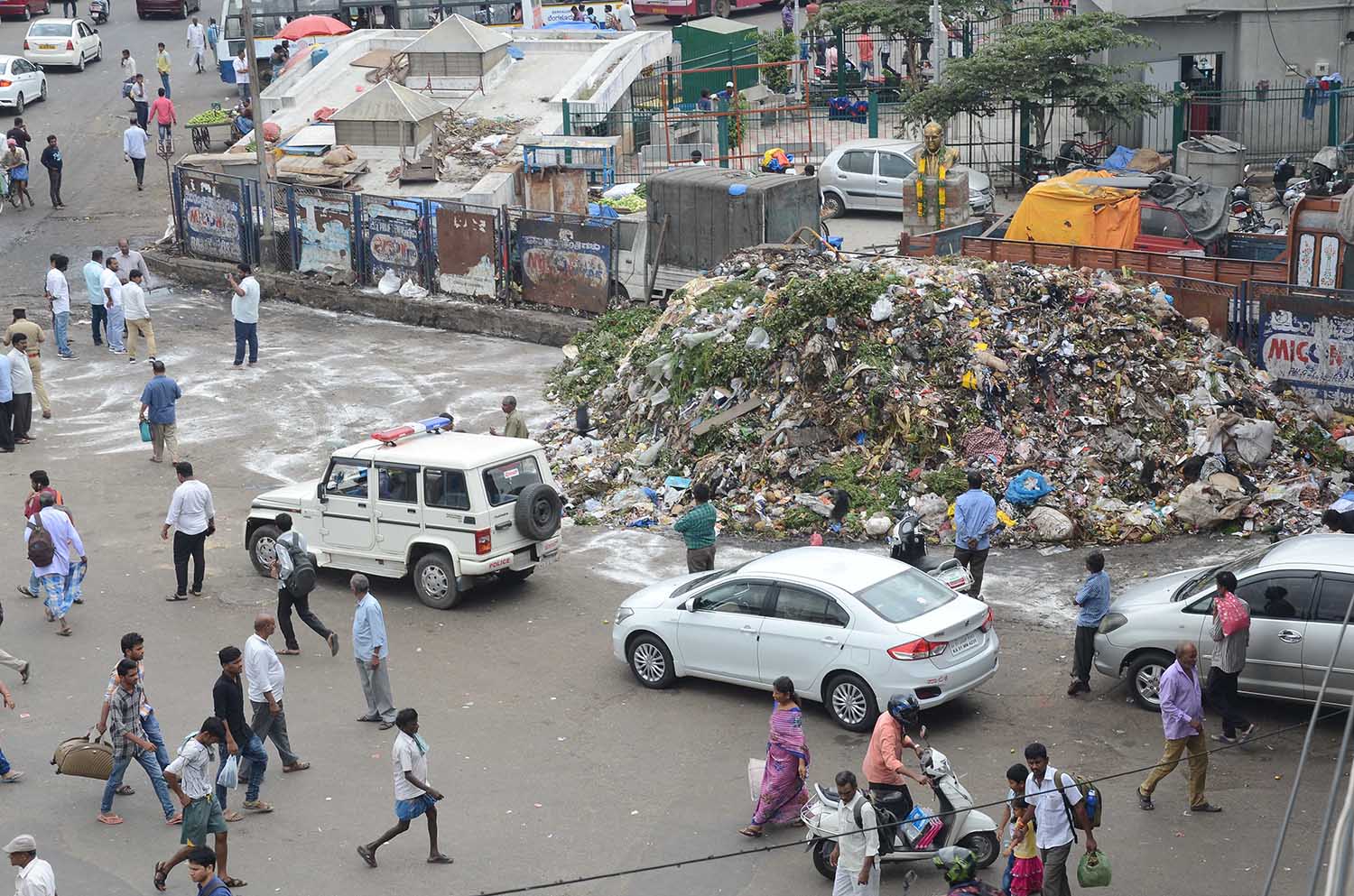 ಸಂಸ್ಕರಣ ಘಟಕಗಳಿಗೆ ಸಾಗದ ಕಸ: ಬಿಬಿಎಂಪಿ ವ್ಯಾಪ್ತಿಯಲ್ಲಿ ವಿಲೇವಾರಿ ಸಮಸ್ಯೆ ಉಲ್ಬಣ