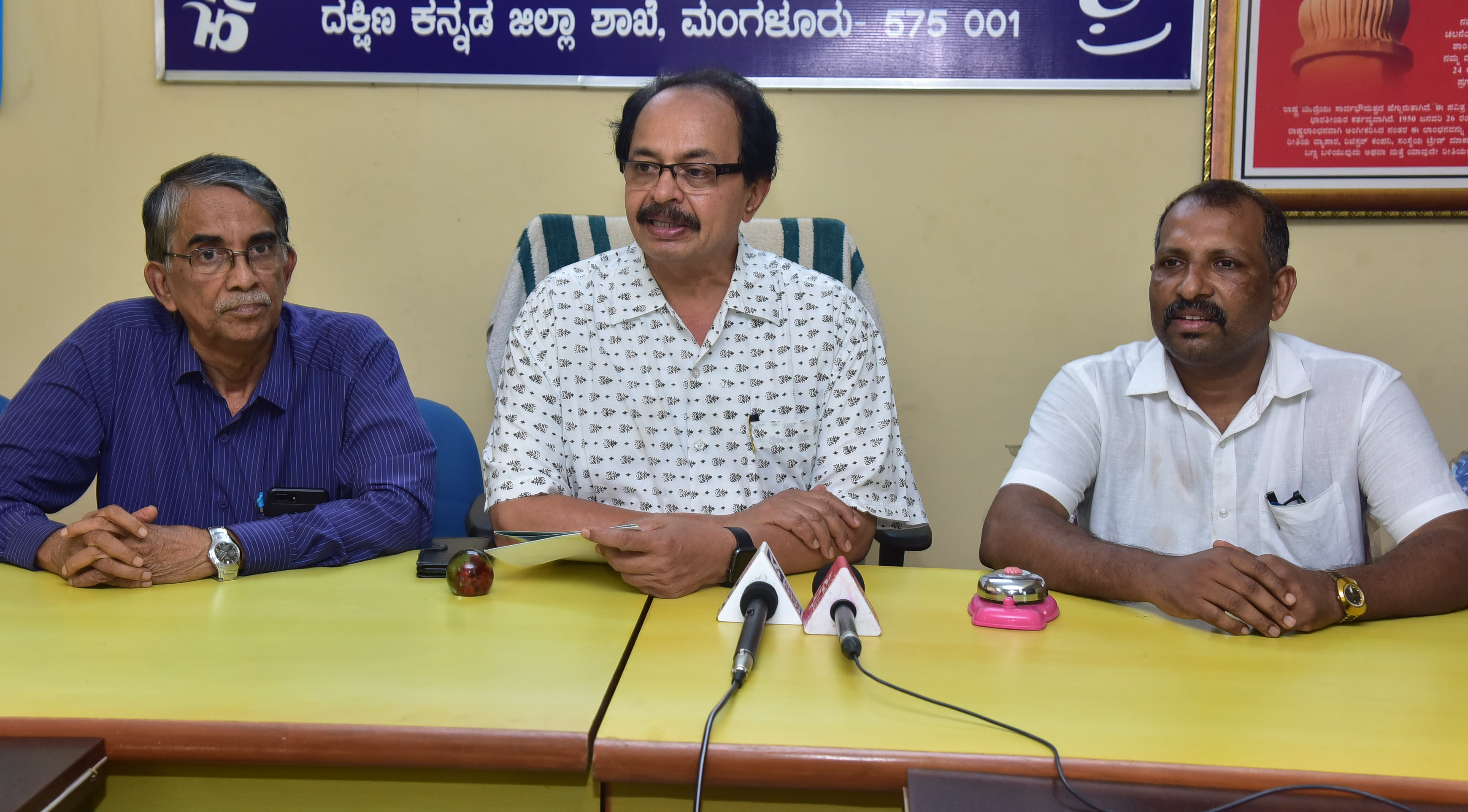 ವೆಬ್ ಸೀರಿಯಲ್‌ನಿಂದ ಸಿನೆಮಾಕ್ಕೆ ಕುತ್ತು: ನಾಗತಿಹಳ್ಳಿ ಚಂದ್ರಶೇಖರ್