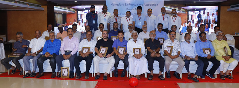 ಮಂಗಳೂರು: ಮಾಜಿ ಫುಟ್ಬಾಲ್ ಆಟಗಾರರ ಸ್ನೇಹಕೂಟ