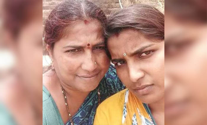 ಸೆಲ್ಫಿ ಕ್ಲಿಕ್ಕಿಸಿ ನದಿಗೆ ಹಾರಿ ತಾಯಿ-ಮಗಳು ಆತ್ಮಹತ್ಯೆ