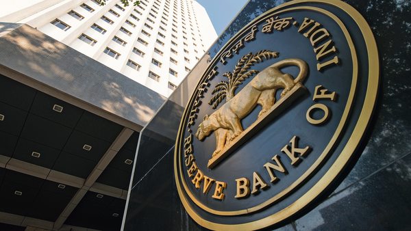 ಸರಕಾರಕ್ಕೆ ಹೆಚ್ಚುವರಿ 1.76 ಲಕ್ಷ ಕೋಟಿ ರೂ. ವರ್ಗಾಯಿಸಲು ಆರ್‌ಬಿಐ ಸಮ್ಮತಿ