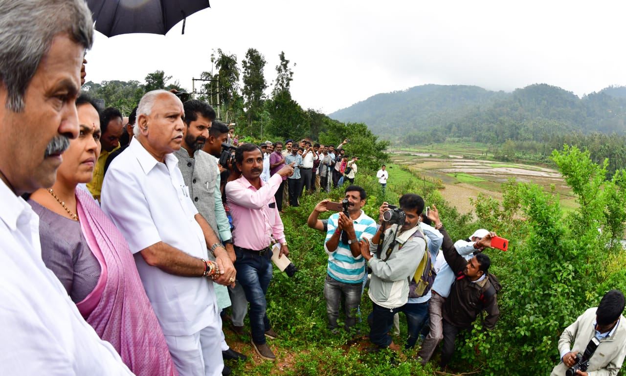 ನಿರಾಶ್ರಿತರಿಗೆ ಎಲ್ಲಾ ರೀತಿಯ ನೆರವು ನೀಡಲು ಸರಕಾರ ಸಿದ್ದ: ಯಡಿಯೂರಪ್ಪ