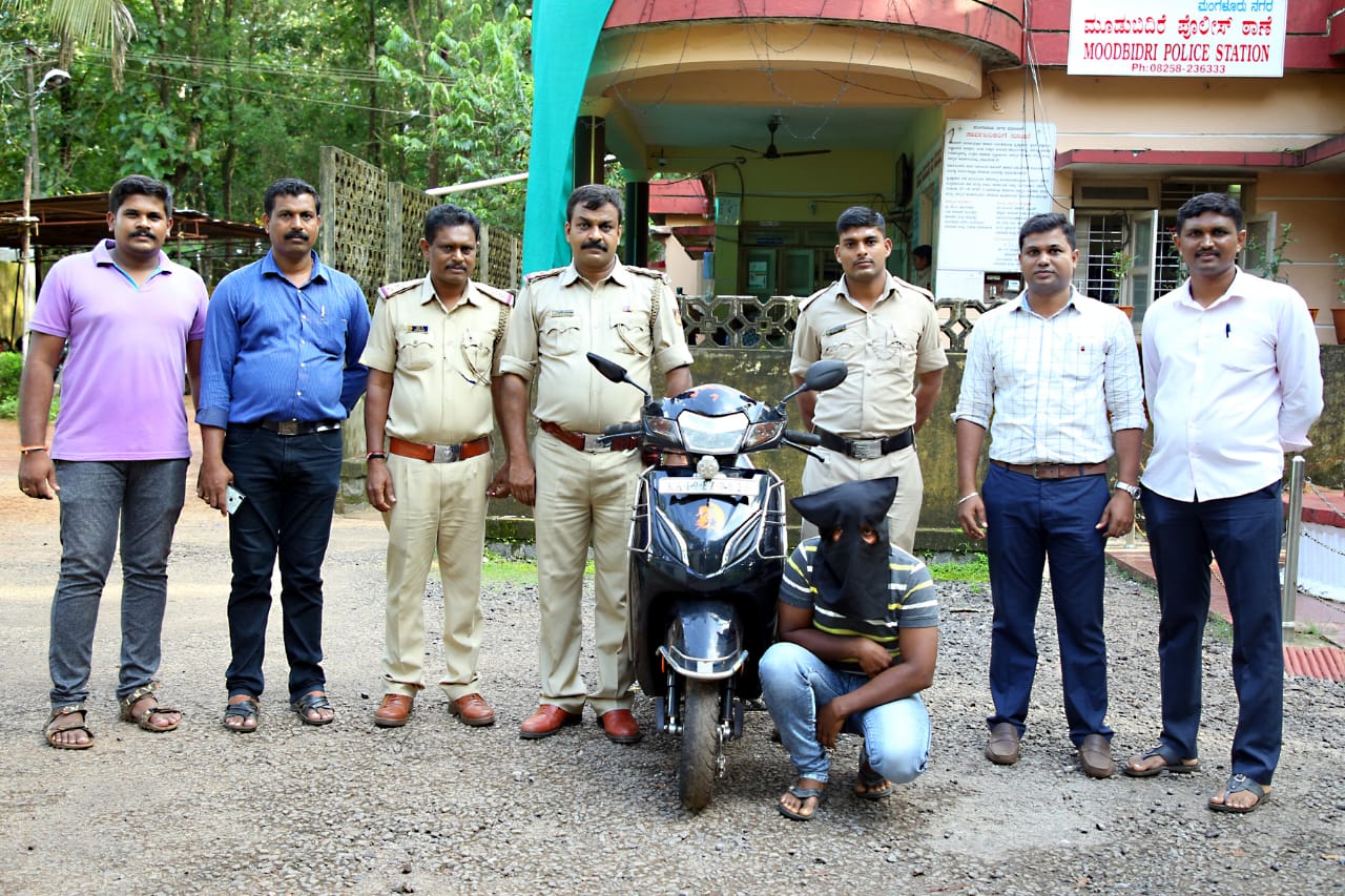 ವಿದ್ಯಾರ್ಥಿನಿಗೆ ಚೂರಿ ತೋರಿಸಿ ಬ್ಯಾಗ್ ಅಪಹರಿಸಿದ ಪ್ರಕರಣ: ಆರೋಪಿ ಸೆರೆ