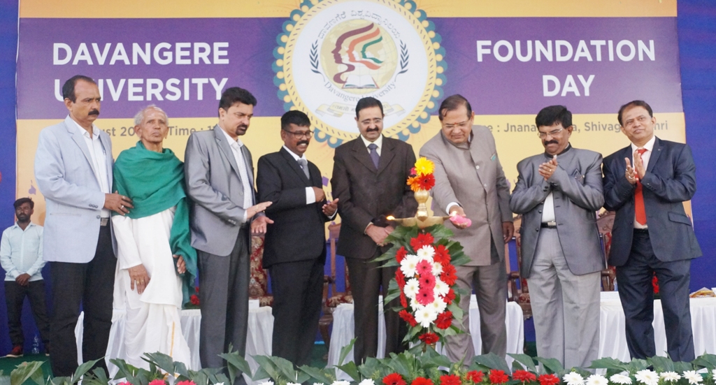 ಉತ್ತಮ ಭವಿಷ್ಯಕ್ಕಾಗಿ ಜ್ಞಾನದ ಹಸಿವು ಅಗತ್ಯ: ರಾಘವೇಂದ್ರ ಔರಾದಕರ