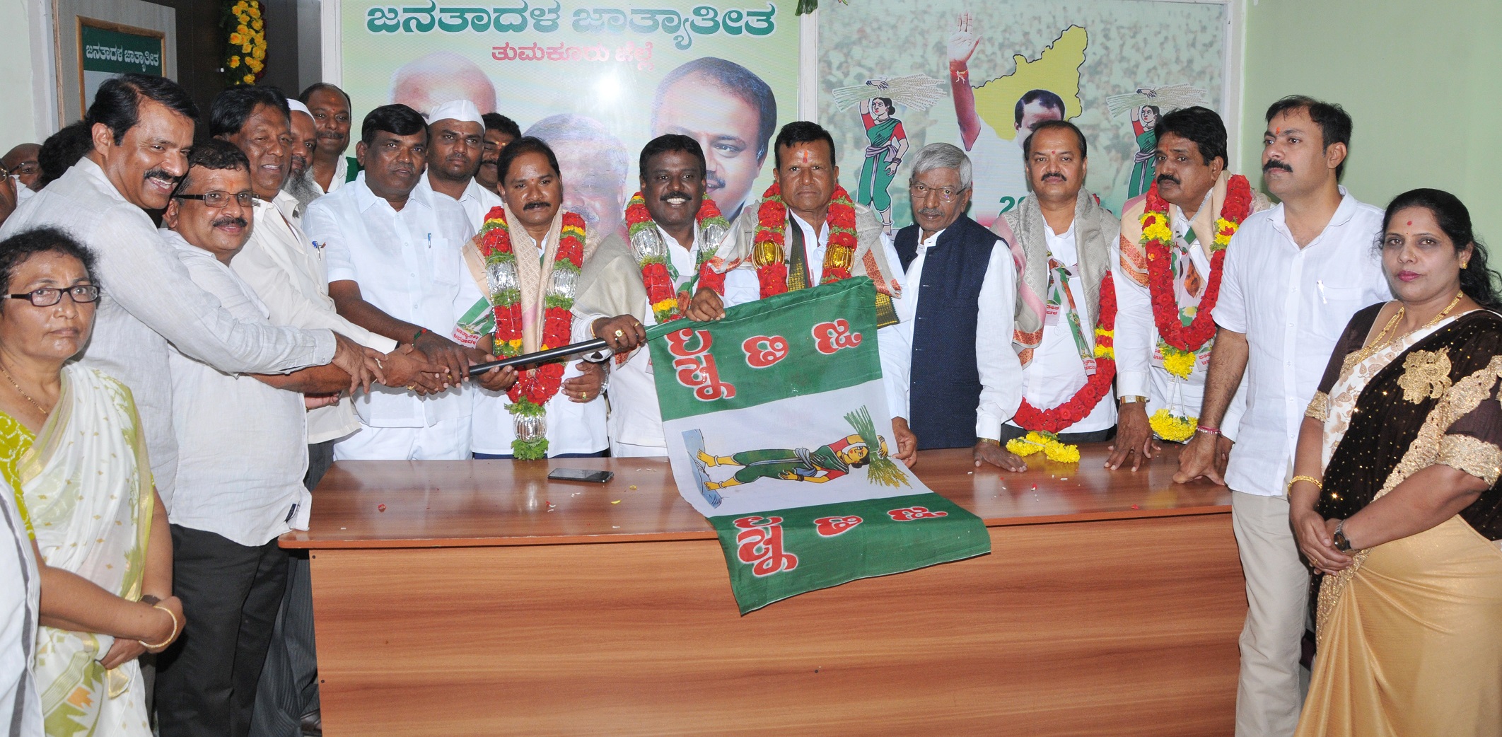 ತುಮಕೂರಿನಲ್ಲಿ ಪಕ್ಷವನ್ನು ಅಧಿಕಾರಕ್ಕೆ ತರುವುದು ನಮ್ಮ ಗುರಿ: ಜೆಡಿಎಸ್ ನೂತನ ಜಿಲ್ಲಾಧ್ಯಕ್ಷ ಆಂಜಿನಪ್ಪ