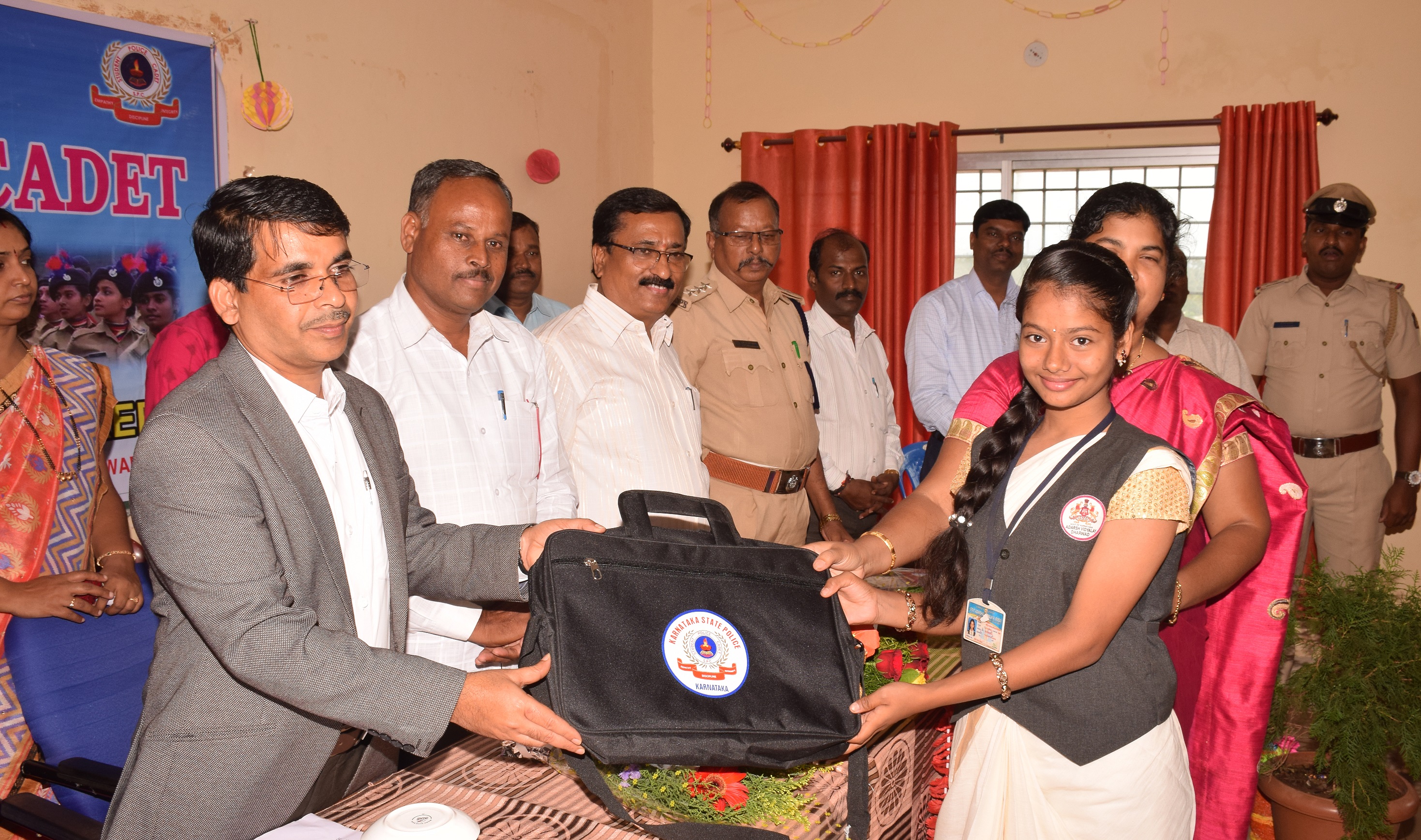 ಪೊಲೀಸ್ ಕರ್ತವ್ಯ ಹೊಣೆಗಾರಿಕೆ ಅರಿಯಲು ‘ಸ್ಟುಡೆಂಟ್ ಪೊಲೀಸ್ ಕೆಡೆಟ್ ತರಬೇತಿ’ ಸಹಕಾರಿ