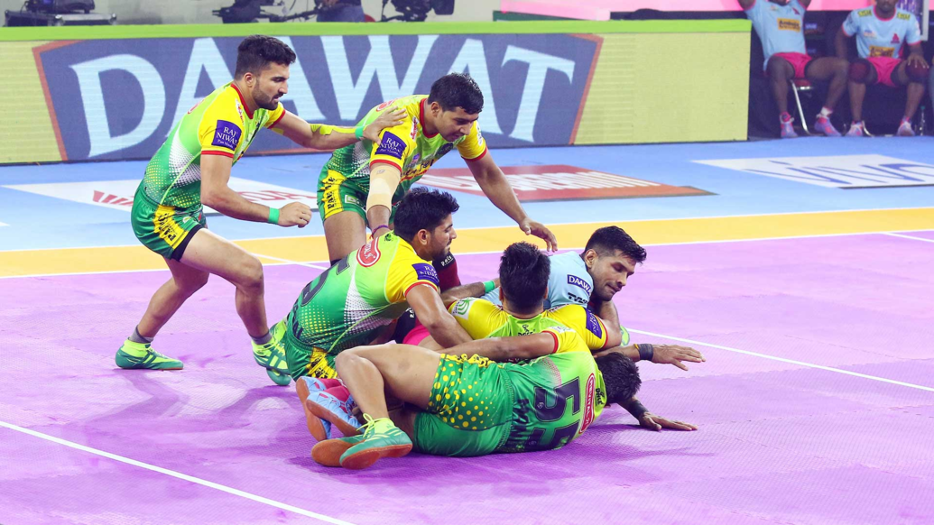 ಪ್ರೊ ಕಬಡ್ಡಿ: ಅಜೇಯ ಓಟ ಮುಂದುವರಿಸಿದ ಜೈಪುರ