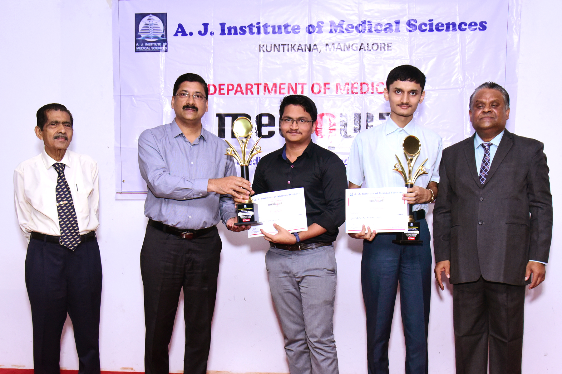 ಮೆಡಿಕ್ವಿಜ್- ವೈದ್ಯಕೀಯ ರಸ ಪ್ರಶ್ನಾ ಸ್ಪರ್ಧಾಕೂಟ: ಸಿದ್ಧಾರ್ಥ ರಾವ್-ಸಚಿನ್ ಬೆಕಲ್ ತಂಡಕ್ಕೆ ಪ್ರಶಸ್ತಿ