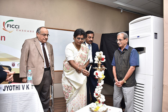 ನಕಲಿ ಮತ್ತು ಪೈರಸಿಯಿಂದ 2022ರ ವೇಳೆಗೆ 5.4 ದಶಲಕ್ಷ ಉದ್ಯೋಗ ನಷ್ಟ: ಉಲ್ಲಾಸ್ ಕಾಮತ್