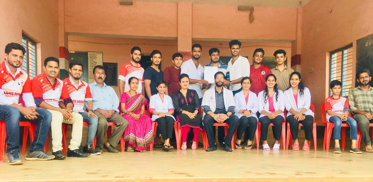 ಗಡಿಯಾರ : ರಕ್ತದಾನ ಶಿಬಿರ, ಸನ್ಮಾನ ಕಾರ್ಯಕ್ರಮ