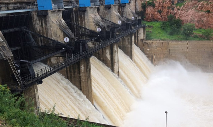 ಮಹಾರಾಷ್ಟ್ರದಲ್ಲಿ ವರುಣನ ಆರ್ಭಟ: ಕೃಷ್ಣಾ, ಘಟಪ್ರಭಾ ನದಿ ಪಾತ್ರಗಳಲ್ಲಿ ಪ್ರವಾಹ ಭೀತಿ