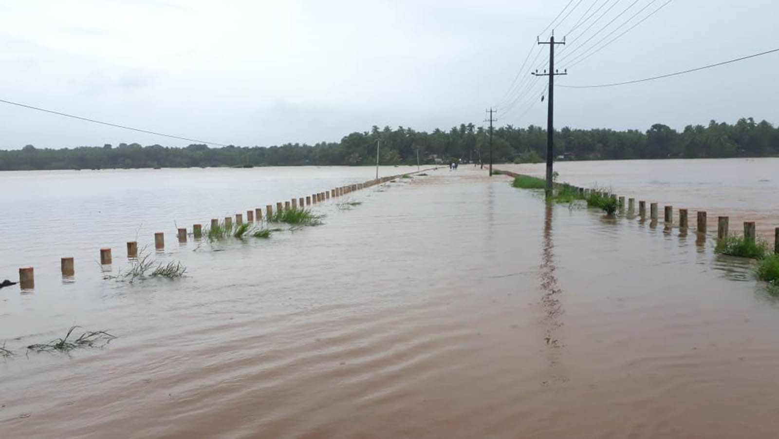 ಬೈಂದೂರು ತಾಲೂಕು: 100ಕ್ಕೂ ಅಧಿಕ ಮನೆಗಳು ಜಲಾವೃತ
