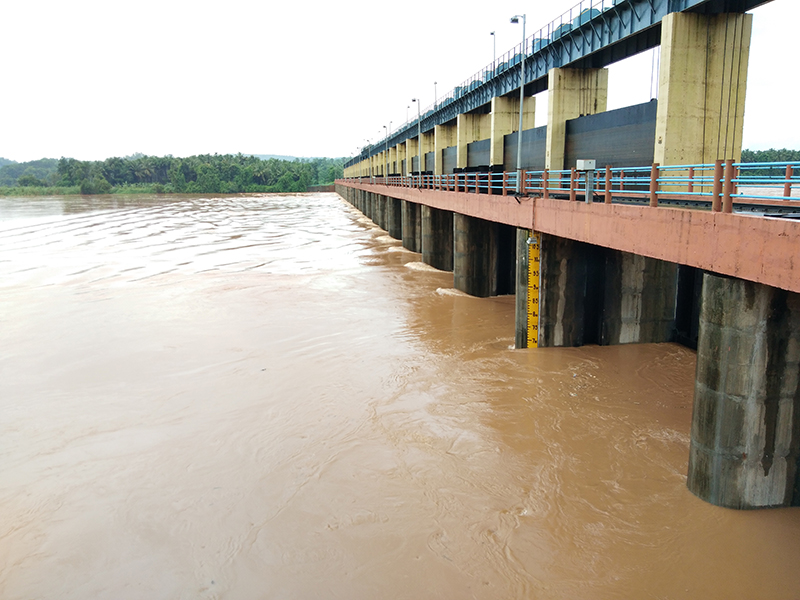 ತುಂಬೆ ವೆಂಟೆಡ್ ಡ್ಯಾಂನಿಂದ ಭಾರೀ ಪ್ರಮಾಣದಲ್ಲಿ ನೀರು ಬಿಡುಗಡೆ