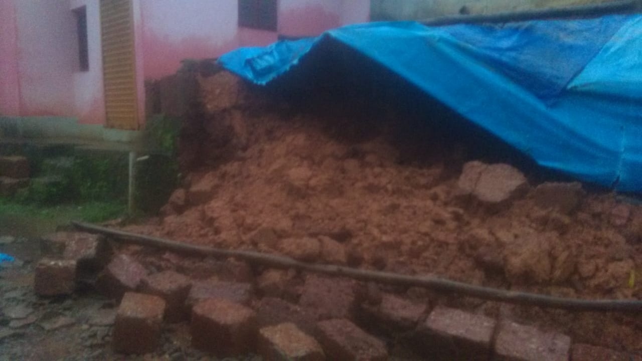 ಬಂಟ್ವಾಳ: ಮಳೆಯಿಂದಾಗಿ ಕೃತಕ ನೆರೆ, ಮನೆಗಳಿಗೆ ಹಾನಿ