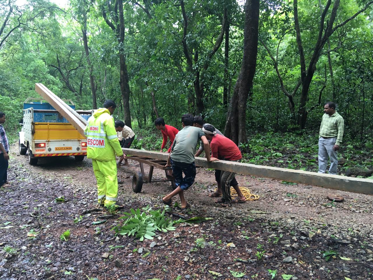 ಭಟ್ಕಳ: ಎರಡು ದಿನಗಳ ಮಳೆಗೆ ಹೆಸ್ಕಾಂ ಇಲಾಖೆ 12 ಲಕ್ಷ ರೂ. ಹಾನಿ