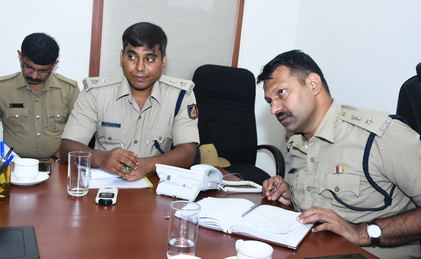 ಮಾಲ್‌ಗಳಲ್ಲಿ ಪಾರ್ಕಿಂಗ್ ಶುಲ್ಕ ವಿಧಿಸುವಂತಿಲ್ಲ : ಡಿಸಿಪಿ