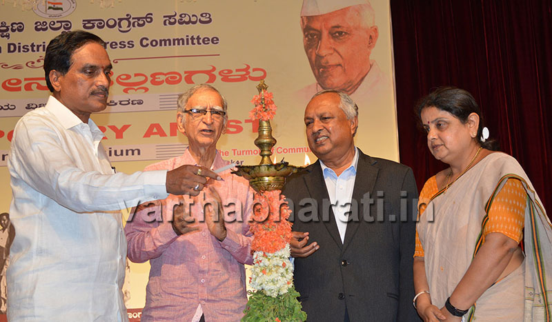 ಗೋಹತ್ಯೆ, ರಾಮಮಂದಿರ ವಿಚಾರಗಳಿಗೆ ಪ್ರಾಶಸ್ತ್ಯದಿಂದ ರೈತರ ಆತ್ಮಹತ್ಯೆ, ನಿರುದ್ಯೋಗ ಸಮಸ್ಯೆಗಳ ಕಡೆಗಣನೆ