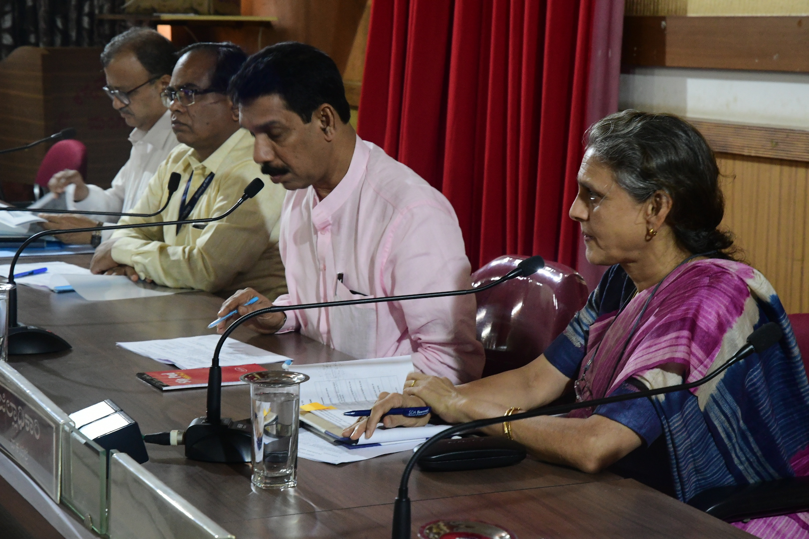 ರೈಲ್ವೆ ಅಧಿಕಾರಿಗಳ ಜತೆ ಮಾತುಕತೆ ನಡೆಸಲಿರುವ ಸಿಎಂ : ನಳಿನ್