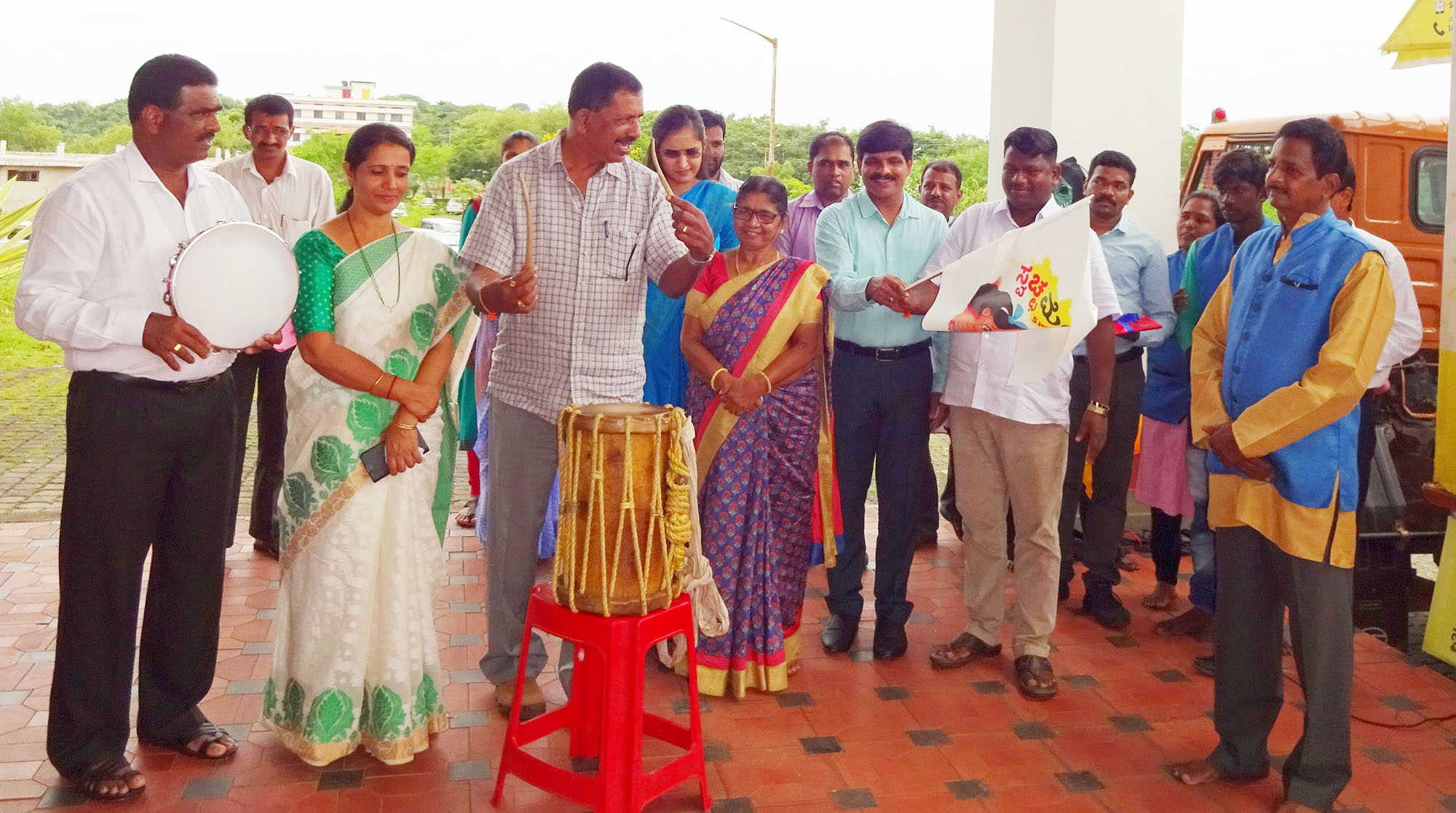 ಸರಕಾರಿ ಕಚೇರಿಯಿಂದಲೇ ಪ್ಲಾಸ್ಟಿಕ್ ಬಳಕೆ ನಿಲ್ಲಲ್ಲಿ: ದಿನಕರ ಬಾಬು