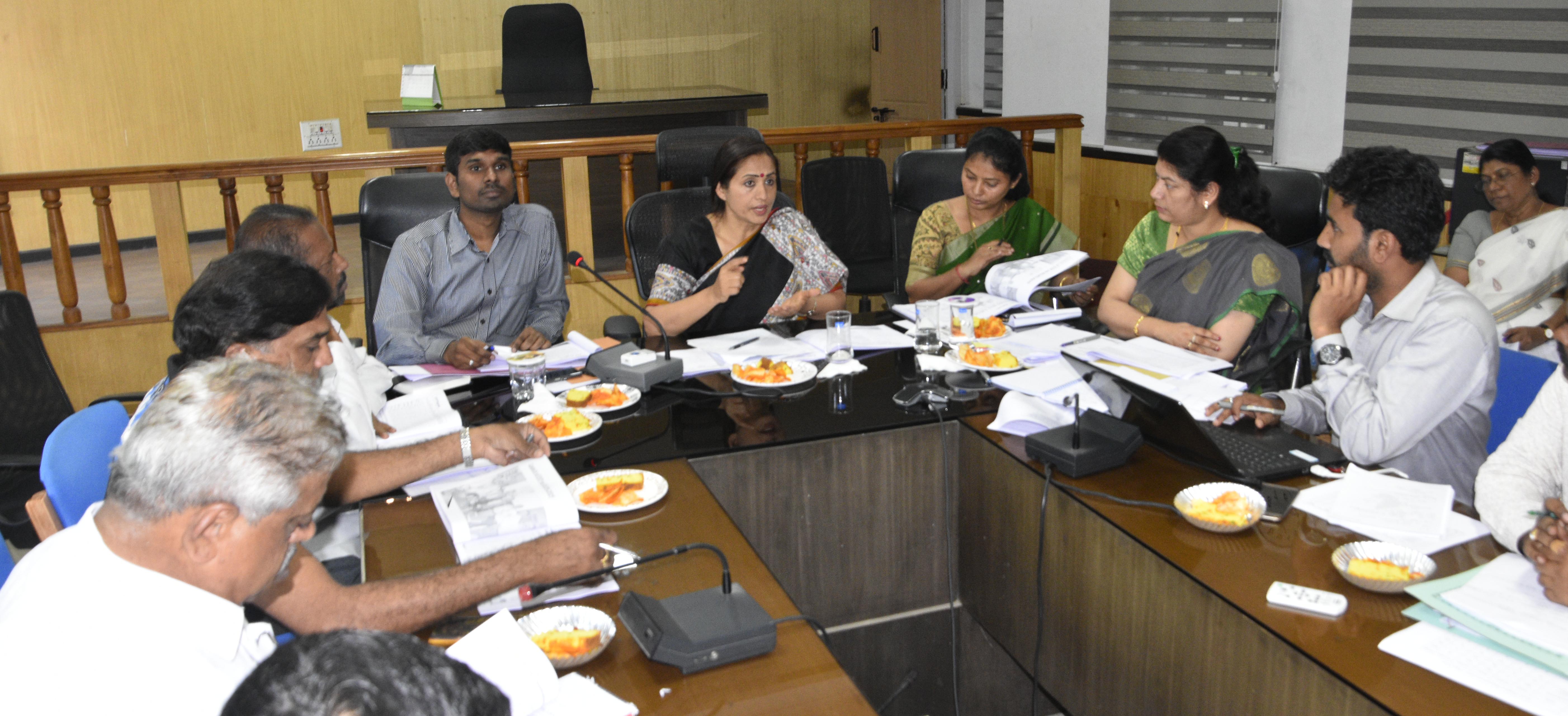 ಯುವ ಮತದಾರರ ಹೆಸರು ನೋಂದಣಿಗೆ ಶಾಲಿನಿ ರಜನೀಶ್ ಸೂಚನೆ