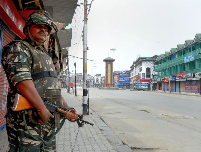 ಸಂವಹನ ನಿರ್ಬಂಧ ರದ್ದತಿಗೆ ಕಾಶ್ಮೀರ ಪ್ರೆಸ್ ಕ್ಲಬ್‌ ಆಗ್ರಹ