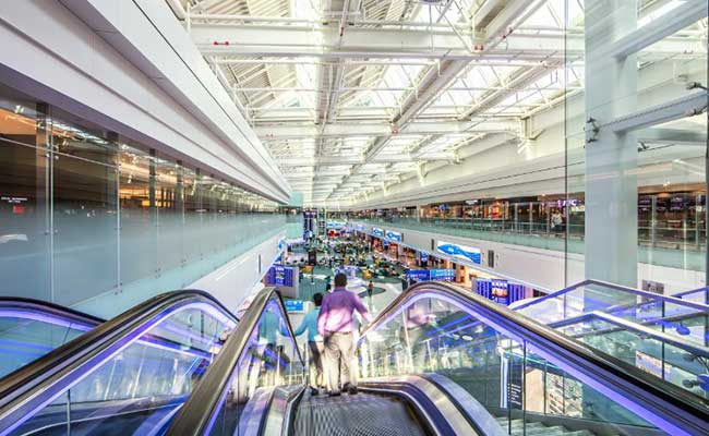 ದುಬೈ ವಿಮಾನ ನಿಲ್ದಾಣದಲ್ಲಿ ಮಾವಿನ ಹಣ್ಣು ಕದ್ದ ಭಾರತೀಯ ಉದ್ಯೋಗಿ ಗಡಿಪಾರು