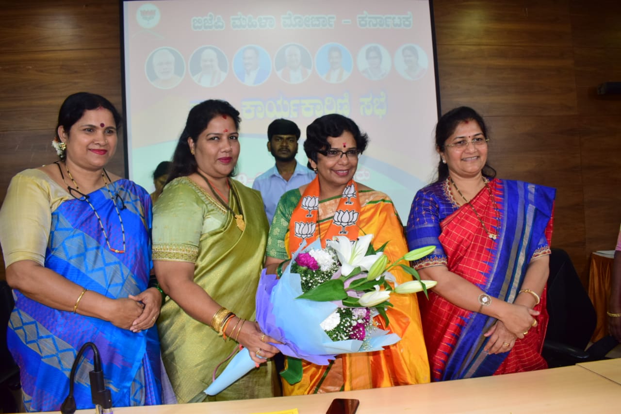 ಕಾಂಗ್ರೆಸ್ ಅನಾಹುತ ಸರಿಪಡಿಸುತ್ತಿರುವ ಮೋದಿ: ಬಿಜೆಪಿ ಮಹಿಳಾ ಮೋರ್ಚಾ ರಾಷ್ಟ್ರೀಯ ಅಧ್ಯಕ್ಷೆ ರಾಹಟ್ಕರ್