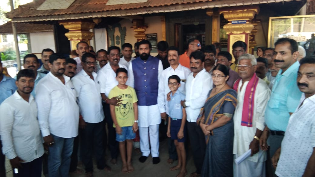 ಕಾಪಿಕಾಡು ಉಮಾಮಹೇಶ್ವರಿ ಕ್ಷೇತ್ರಕ್ಕೆ ಶ್ರೀರಾಮುಲು ಭೇಟಿ