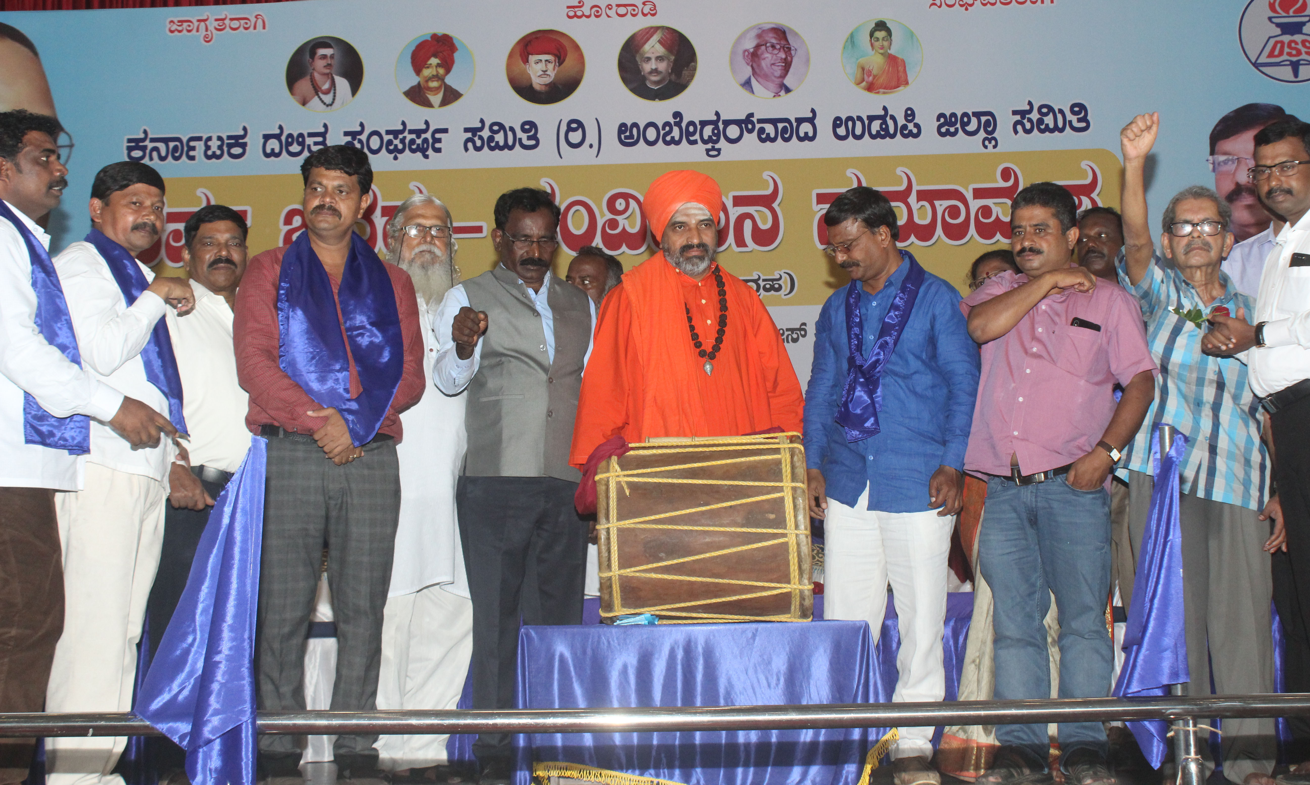 ಯಾರಿಂದಲೂ ದೇಶದ ಸಂವಿಧಾನ ಬದಲಾವಣೆ ಸಾಧ್ಯವಿಲ್ಲ: ನಿಜಗುಣ ಪ್ರಭು ಸ್ವಾಮೀಜಿ