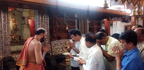 ಬಿಜೆಪಿ ರಾಜ್ಯಾಧ್ಯಕ್ಷ ನಳಿನ್ ಕುಮಾರ್ ರಿಂದ ಪೊಳಲಿ ದೇವಳಕ್ಕೆ ಭೇಟಿ