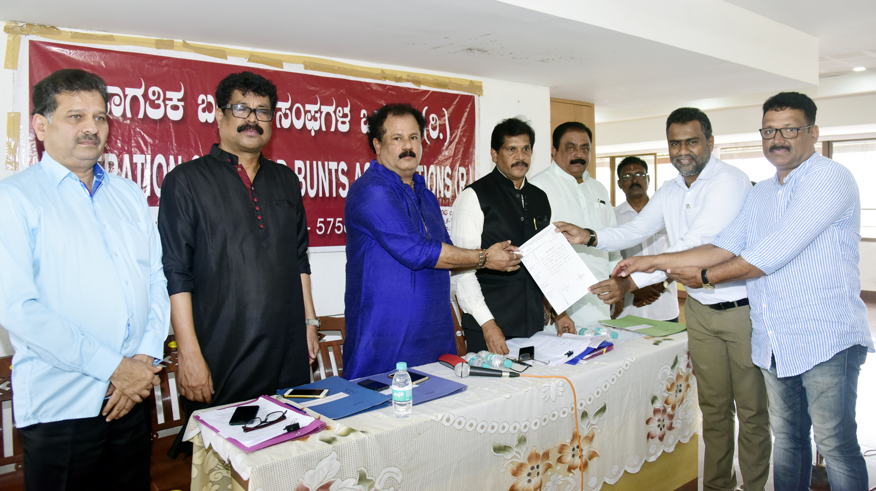 ವೆನ್ಲಾಕ್: ಕಾರುಣ್ಯ ಯೋಜನೆಗೆ ಬಂಟರ ಸಂಘ ನೆರವು