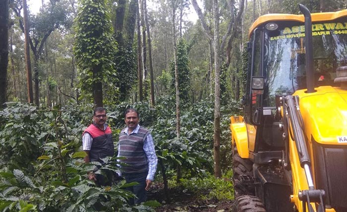 ಸಂತ್ರಸ್ತರಿಗೆ ಶಾಶ್ವತ ನೆಲೆ: ನೆಲ್ಲಿಹುದಿಕೇರಿಯಲ್ಲಿ ಒತ್ತುವರಿ ಜಾಗದ ಕಾಫಿ ತೋಟ ತೆರವು