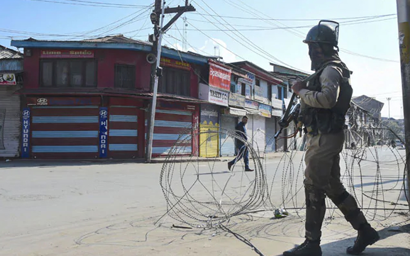 68 ದಿನಗಳ ನಿರ್ಬಂಧದ ನಂತರ ಶನಿವಾರದಿಂದ ಕಾಶ್ಮೀರದಲ್ಲಿ ಪೋಸ್ಟ್‌ ಪೇಯ್ಡ್ ಮೊಬೈಲ್ ಸೇವೆಗಳು ಪುನರ್‌ಆರಂಭ