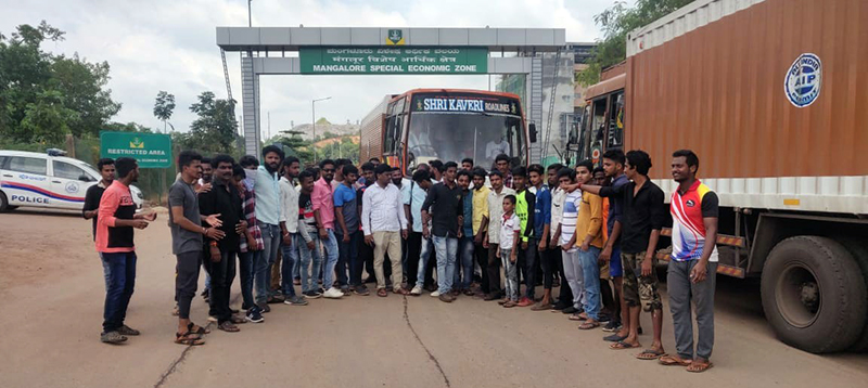 ಎಂಎಸ್‌ಇಝಡ್ ಮೀನು ಸಂಸ್ಕರಣ ಘಟಕದಿಂದ ದುರ್ವಾಸನೆ ಆರೋಪ: ಗ್ರಾಮಸ್ಥರಿಂದ ವಾಹನ ತಡೆದು ಪ್ರತಿಭಟನೆ