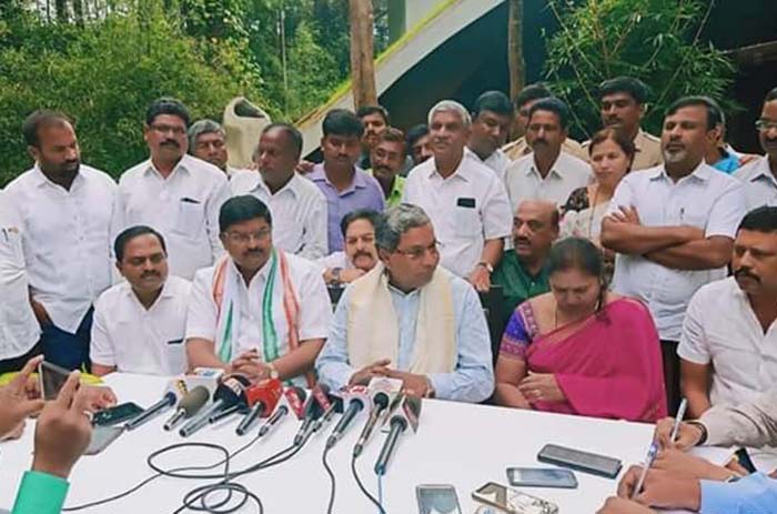 ಬಿಜೆಪಿಯವರು ಪ್ರಜಾಪ್ರಭುತ್ವದ ಕೊಲೆಗಾರರು: ಮಾಜಿ ಸಿಎಂ ಸಿದ್ದರಾಮಯ್ಯ