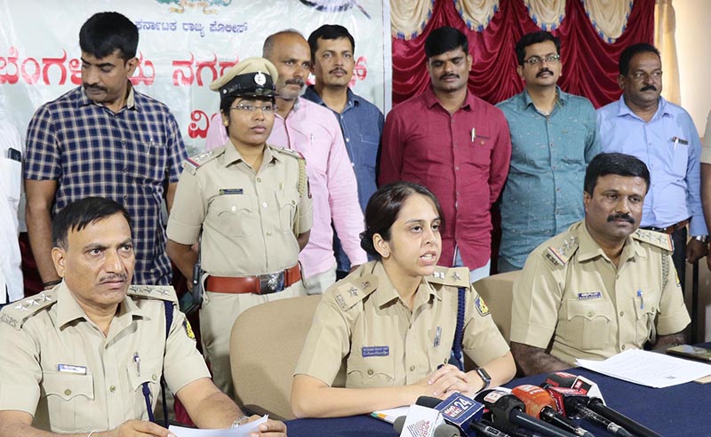 ವಿದೇಶಿ ಕರೆನ್ಸಿ ನೆಪದಲ್ಲಿ ದರೋಡೆ: ಮಹಿಳೆ ಸೇರಿ ಹಲವರ ಬಂಧನ