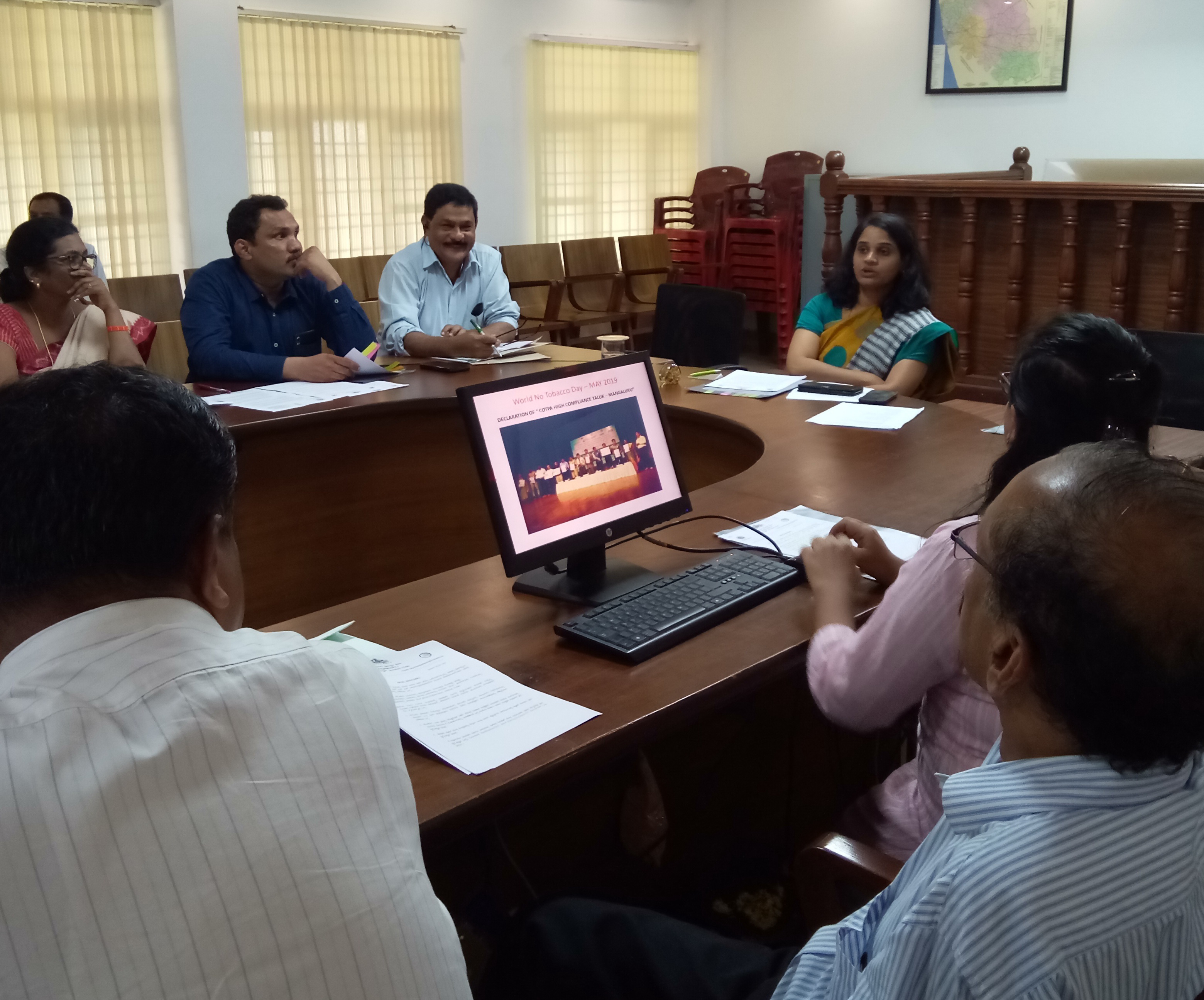 ಶಾಲಾ ಕಾಲೇಜುಗಳ ಸಮೀಪ ತಂಬಾಕು ಉತ್ಪನ್ನ ಮಾರಾಟ ನಿಯಂತ್ರಣಕ್ಕೆ ದ.ಕ. ಡಿಸಿ ಸೂಚನೆ