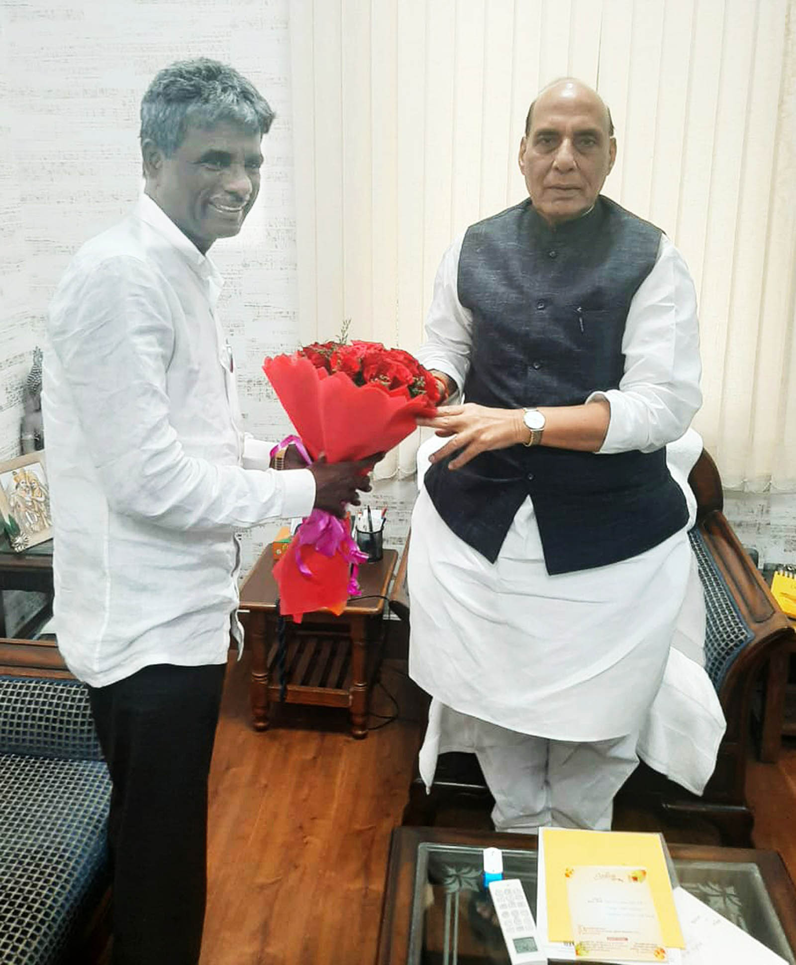 ಕಾರಂತ ಥೀಮ್‌ಪಾರ್ಕ್‌ನಲ್ಲಿ ಯುದ್ಧ ವಿಮಾನದ ಪ್ರದರ್ಶನಕ್ಕೆ ಮನವಿ