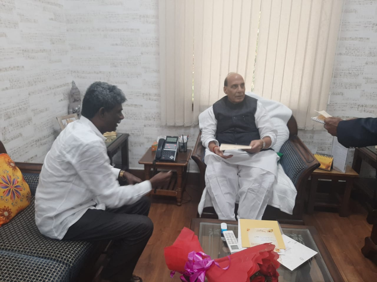 ಮಂಗಳೂರು: ಕಾರಂತ ಪಾರ್ಕ್‌ಗೆ ಯುದ್ಧ ವಿಮಾನ ನೀಡಲು ರಕ್ಷಣಾ ಸಚಿವರಿಗೆ ಮನವಿ