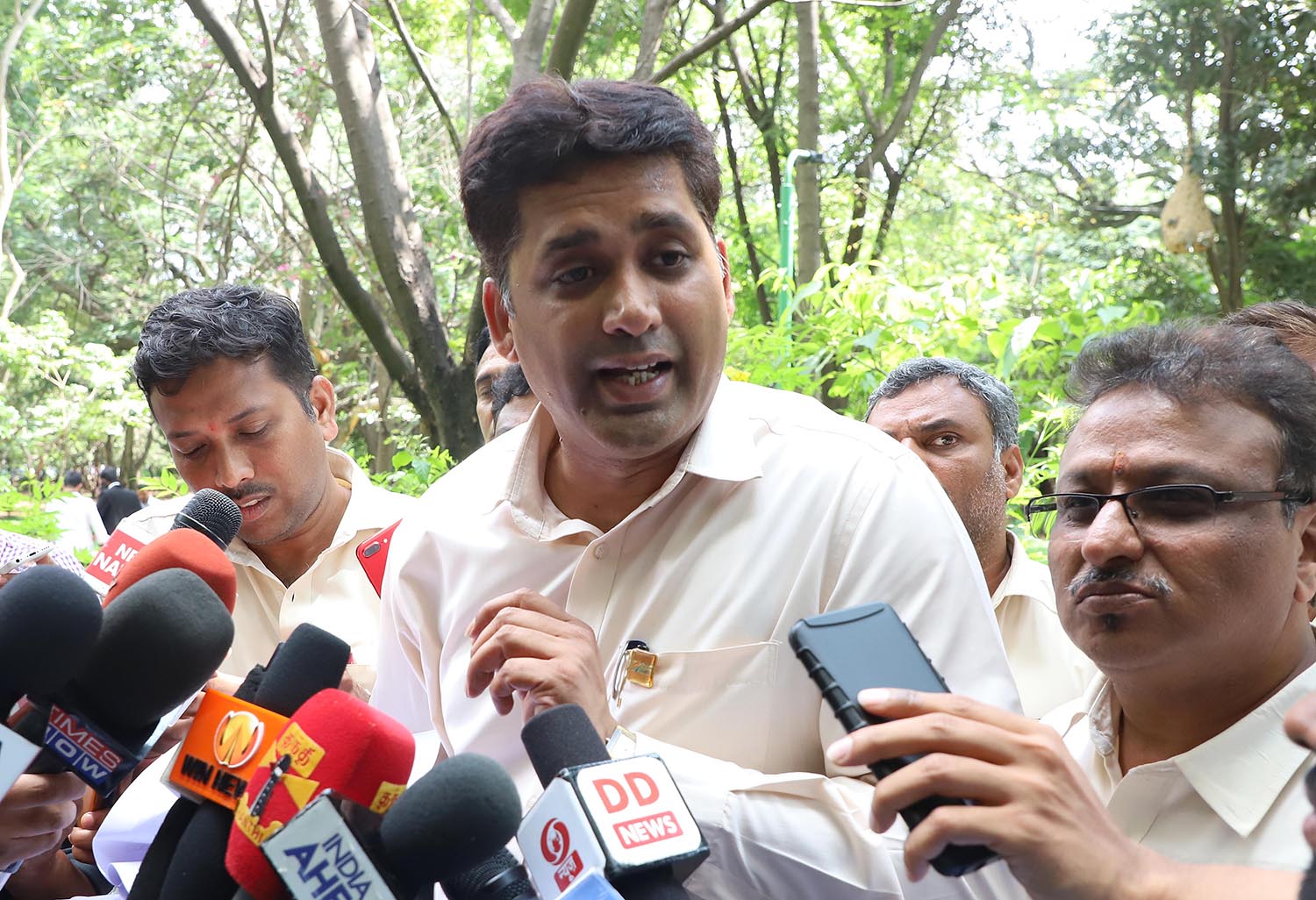 ಎಚ್‌ಎಎಲ್ ಮುಷ್ಕರ: ನಿಯಮಗಳಂತೆ ನೌಕರರಿಗೆ ವೇತನ ಪರಿಷ್ಕರಿಸಲಾಗಿದೆ- ಸಂಸ್ಥೆಯ ಆರ್ಥಿಕ ವಿಭಾಗದ ನಿರ್ದೇಶಕ