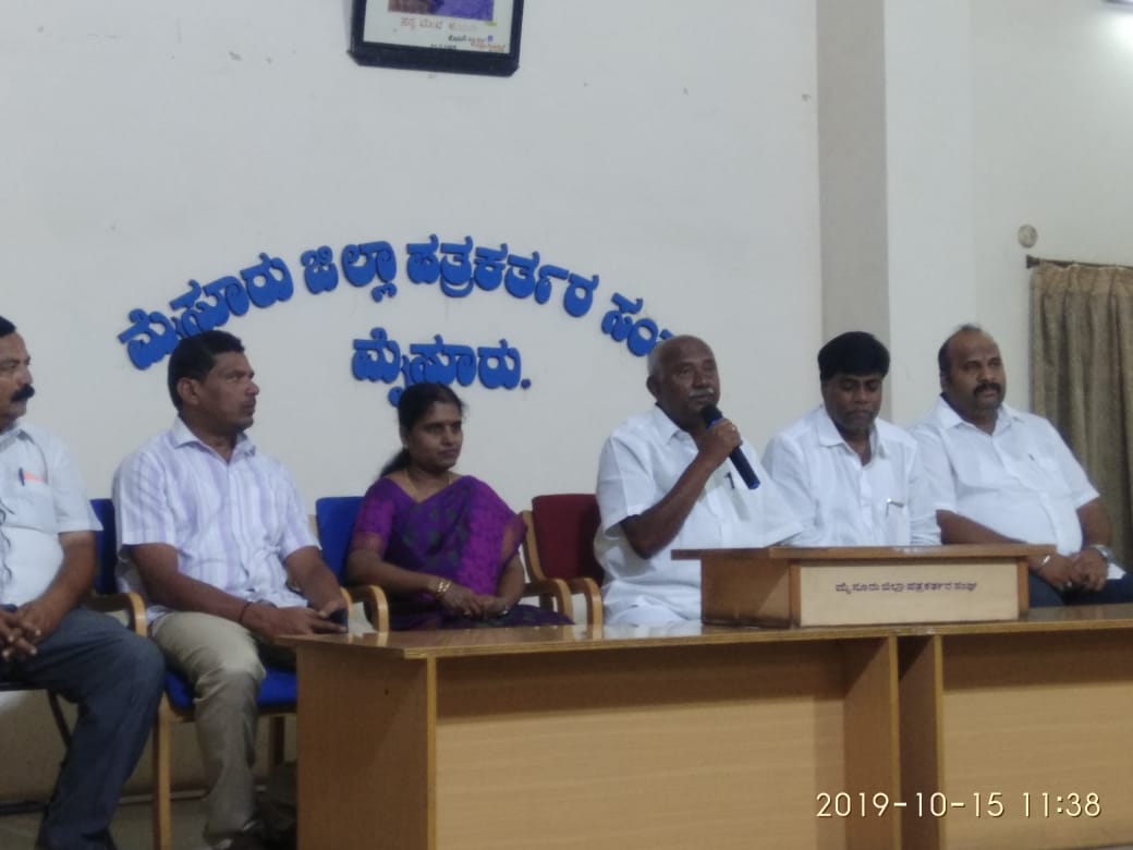 ಸಾ.ರಾ.ಮಹೇಶ್ ಸವಾಲು ಸ್ವೀಕರಿಸಿದ್ದೇನೆ, ಚಾಮುಂಡಿ ಬೆಟ್ಟಕ್ಕೆ ಬಂದು ಆರೋಪ ಸಾಬೀತು ಮಾಡಲಿ