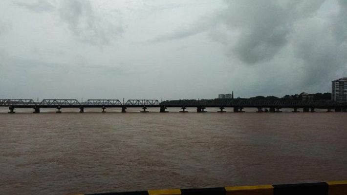 ಮಂಗಳೂರು: ನೇತ್ರಾವತಿ ನದಿಗೆ ಹಾರಿದ ಬೆಂಗಳೂರು ಮೂಲದ ವ್ಯಕ್ತಿ