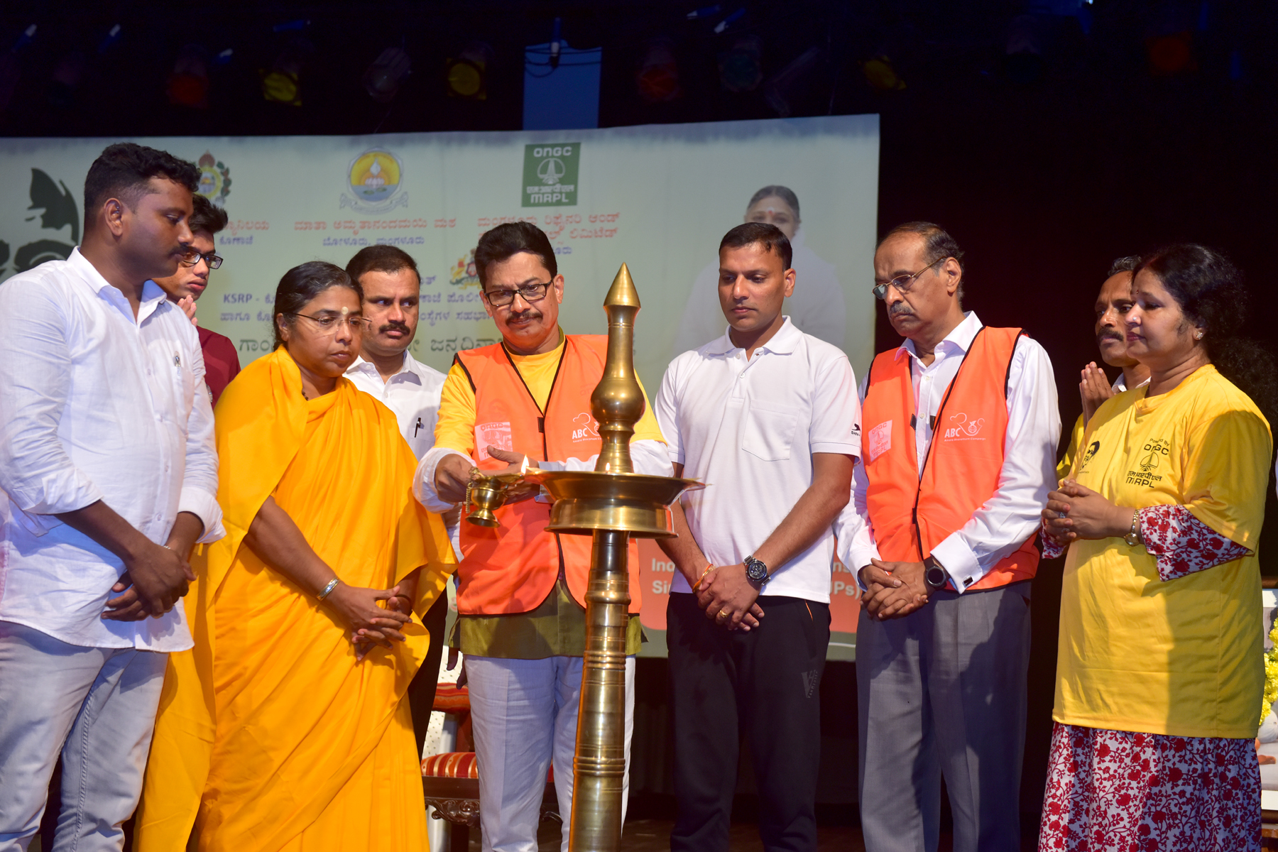 ಮಂಗಳೂರು ವಿವಿ: ಗಾಂಧಿ ಜಯಂತಿ ಪ್ರಯುಕ್ತ ಸ್ವಚ್ಛ ಭಾರತ ಕಾರ್ಯಕ್ರಮ