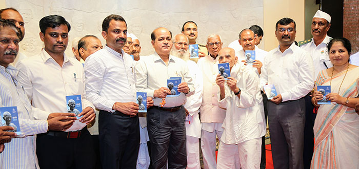 ಗಾಂಧಿ ತತ್ವಾದರ್ಶಗಳನ್ನು ಜೀವನದಲ್ಲಿ ಅಳವಡಿಸಿಕೊಳ್ಳಬೇಕು: ಬೆಳಗಾವಿ ಡಿಸಿ ಡಾ.ಎಸ್.ಬಿ.ಬೊಮ್ಮನಹಳ್ಳಿ