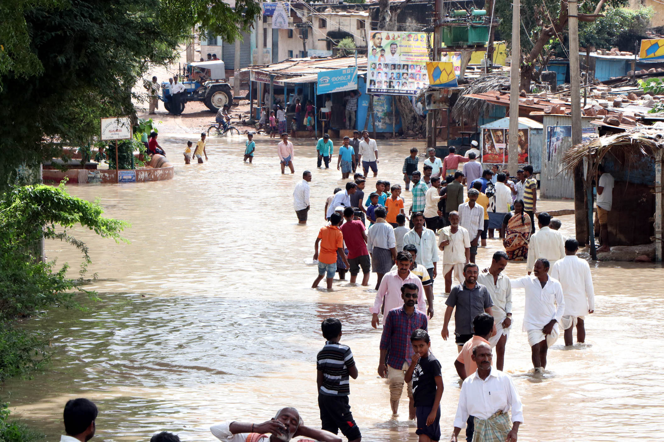 ನೆರೆ ಸಂತ್ರಸ್ತರಿಗೆ ಪುನರ್ವಸತಿ: ಸಿಎಂ ಪರಿಹಾರ ನಿಧಿಗೆ ಆರ್ಥಿಕ ಸಹಾಯಕ್ಕೆ ಮನವಿ
