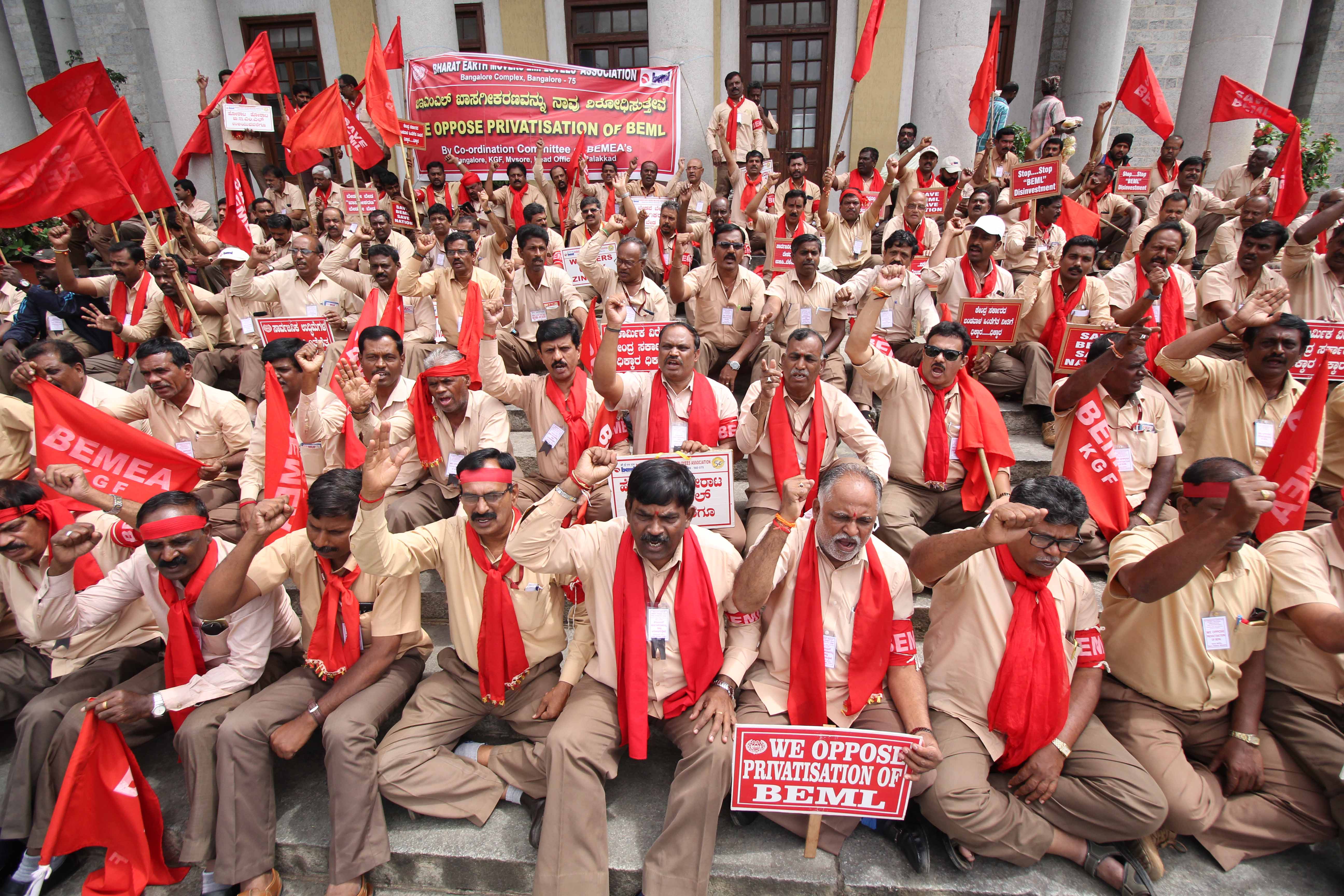 ಖಾಸಗೀಕರಣದ ವಿರುದ್ಧ ನಿರಂತರ ಹೋರಾಟ: ಬಿಇಎಂಎಲ್ ಕಾರ್ಮಿಕರಿಂದ ಕೇಂದ್ರ ಸರಕಾರಕ್ಕೆ ಎಚ್ಚರಿಕೆ
