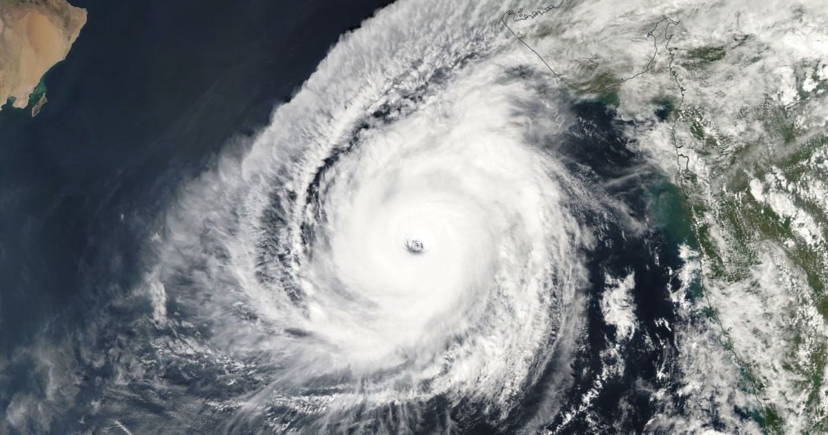 ‘ಕ್ಯಾರ್’ ಚಂಡಮಾರುತದ ಪ್ರಭಾವ: ಕೇರಳ, ಕರ್ನಾಟಕದಲ್ಲಿ 3 ದಿನ ಮಳೆ ಸಾಧ್ಯತೆ