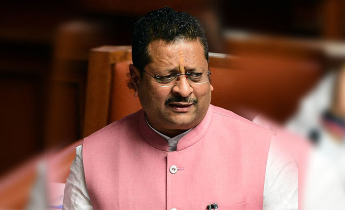 ನೋಟಿಸ್ ಕೊಟ್ಟಿದ್ದರಲ್ಲಿ ಅರ್ಥವಿಲ್ಲ, ಅದಕ್ಕೆ ಹೆದರುವುದೂ ಇಲ್ಲ: ಶಾಸಕ ಯತ್ನಾಳ್