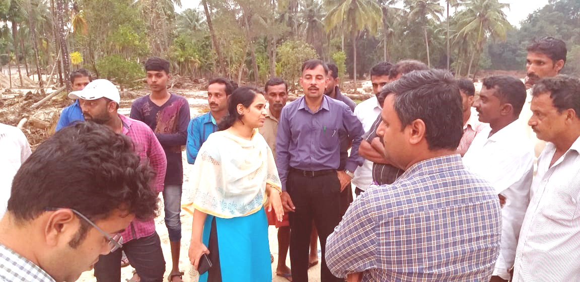 ಪ್ರವಾಹದಿಂದ ಹಾನಿಯಾದ ಚಾರ್ಮಾಡಿ, ದಿಡುಪೆ ಪರಿಸಕ್ಕೆ ಭೇಟಿ ನೀಡಿದ ದ.ಕ. ಜಿಲ್ಲಾಧಿಕಾರಿ