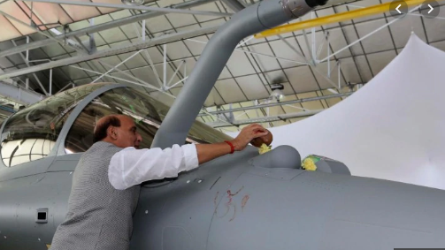 ರಫೇಲ್ ವಿಮಾನಕ್ಕೂ ಧಾರ್ಮಿಕ ನಂಟು ಕಲ್ಪಿಸುವುದೇಕೆ: ಕೇಂದ್ರದ ವಿರುದ್ಧ ಕಾಂಗ್ರೆಸ್ ಆಕ್ರೋಶ